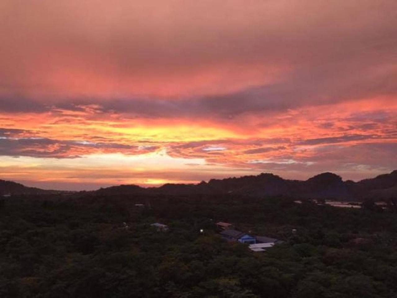 Sunny Sky Homestay Yujing المظهر الخارجي الصورة